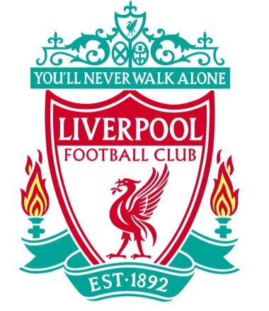 LPL female host Zhang Xiaowei posted a photo： I experienced betrayal and a car accident this year, but I survived unexpectedly