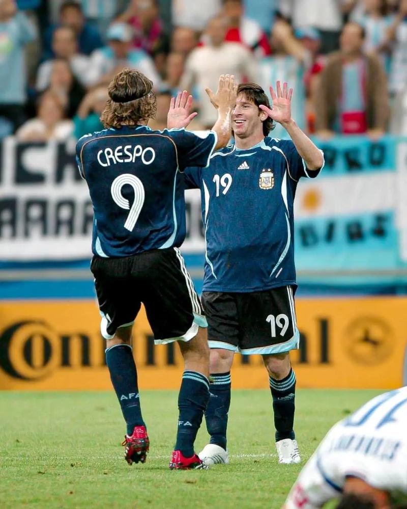 外媒LeagueOnLock在油管频道发布了2023年LCK春季赛上单选手排名